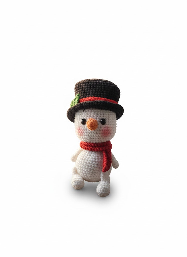 Snowi – Handgemaakte Gehaakte Sneeuwmanpop 15cm | Uniek Wintercadeau