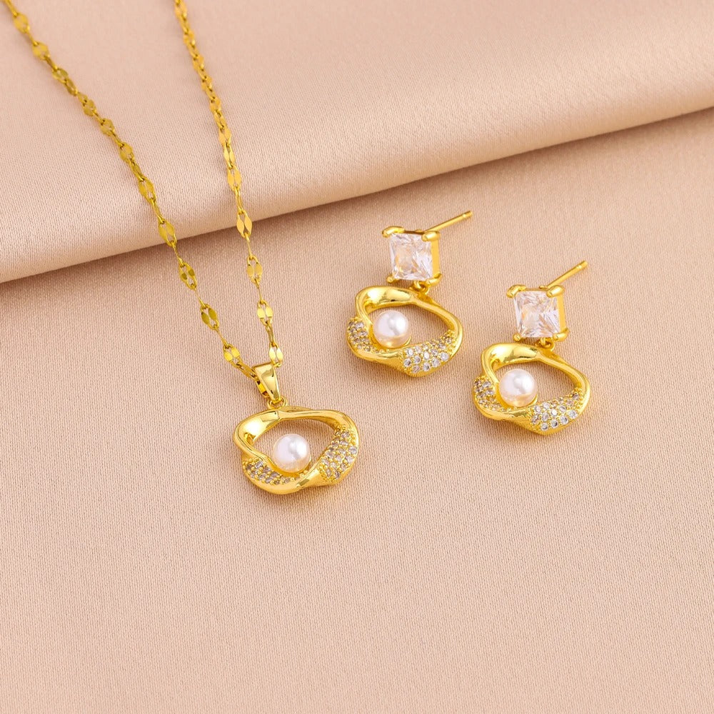 Dames 18K Vergulde Parel & CZ Sieradenset | Ketting & Oorbellen | Luxe Cadeau