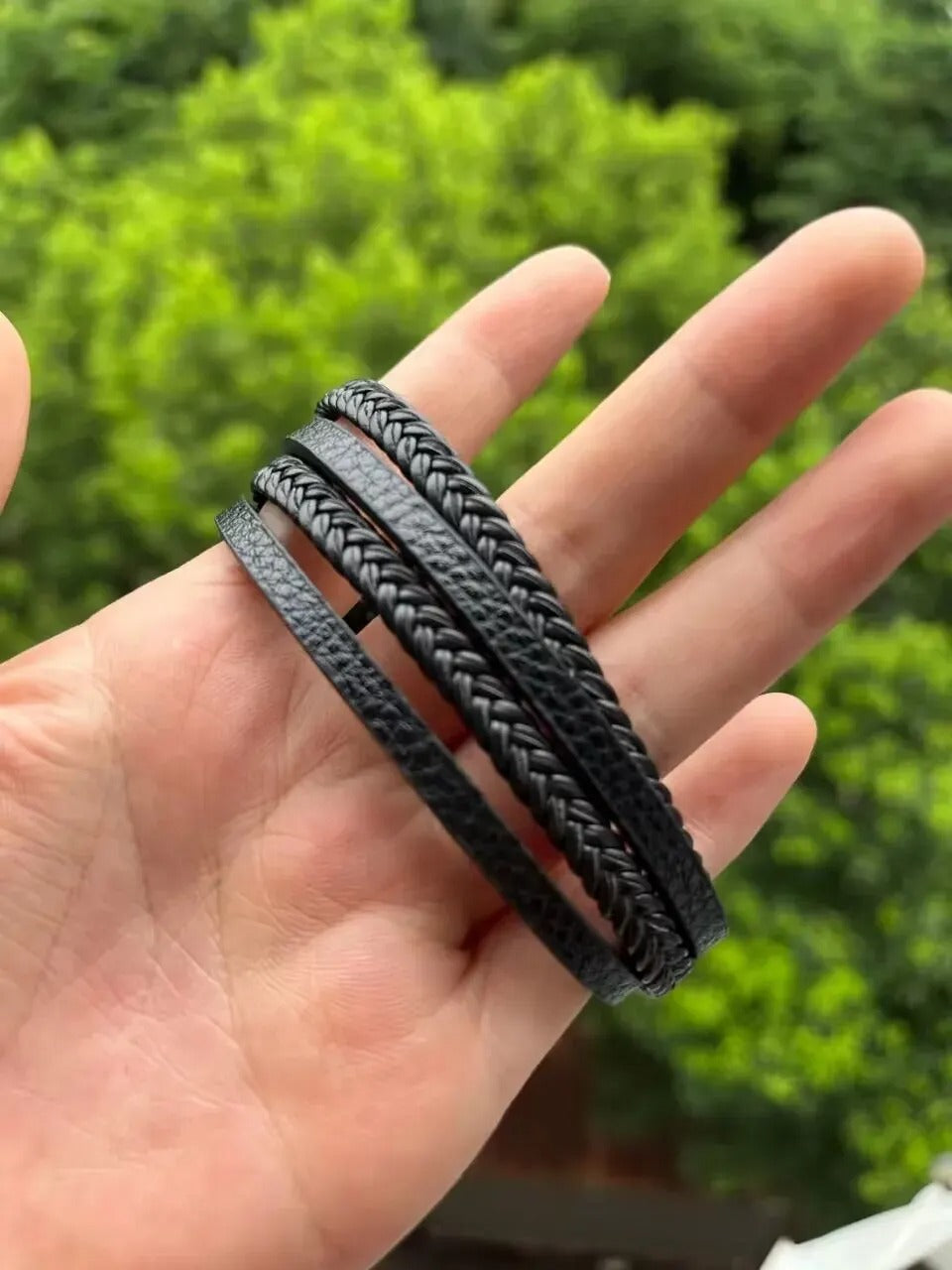 Heren Multi-Laags Gevlochten Leren Armband | Strakke Zwarte Manchet | Magnetische Sluiting