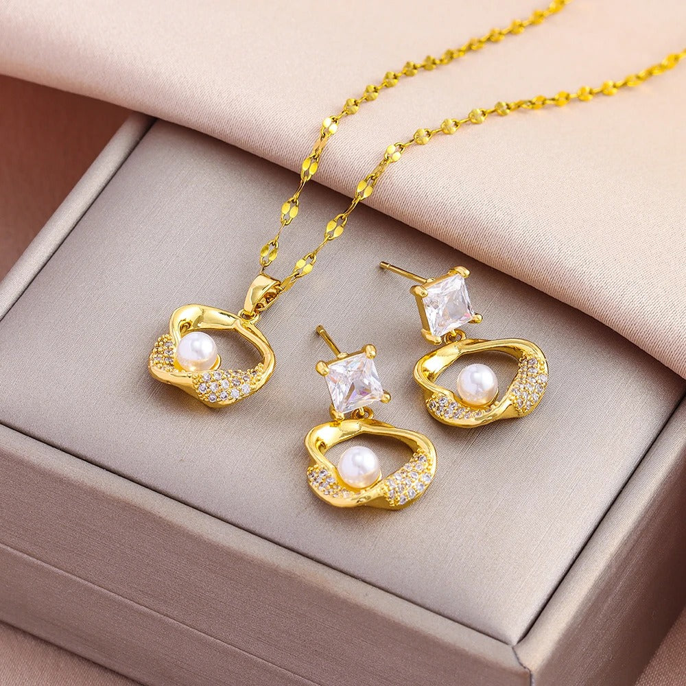 Dames 18K Vergulde Parel & CZ Sieradenset | Ketting & Oorbellen | Luxe Cadeau